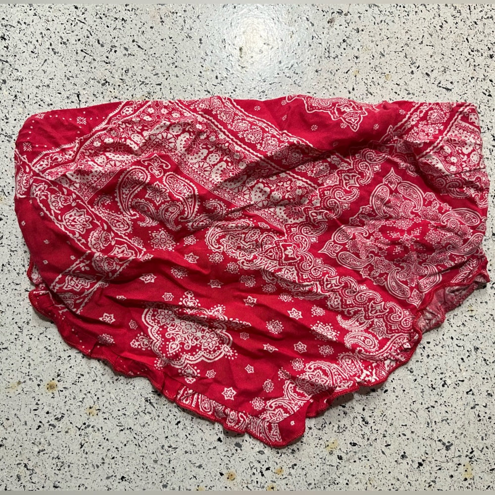 Coral pink bandanna top